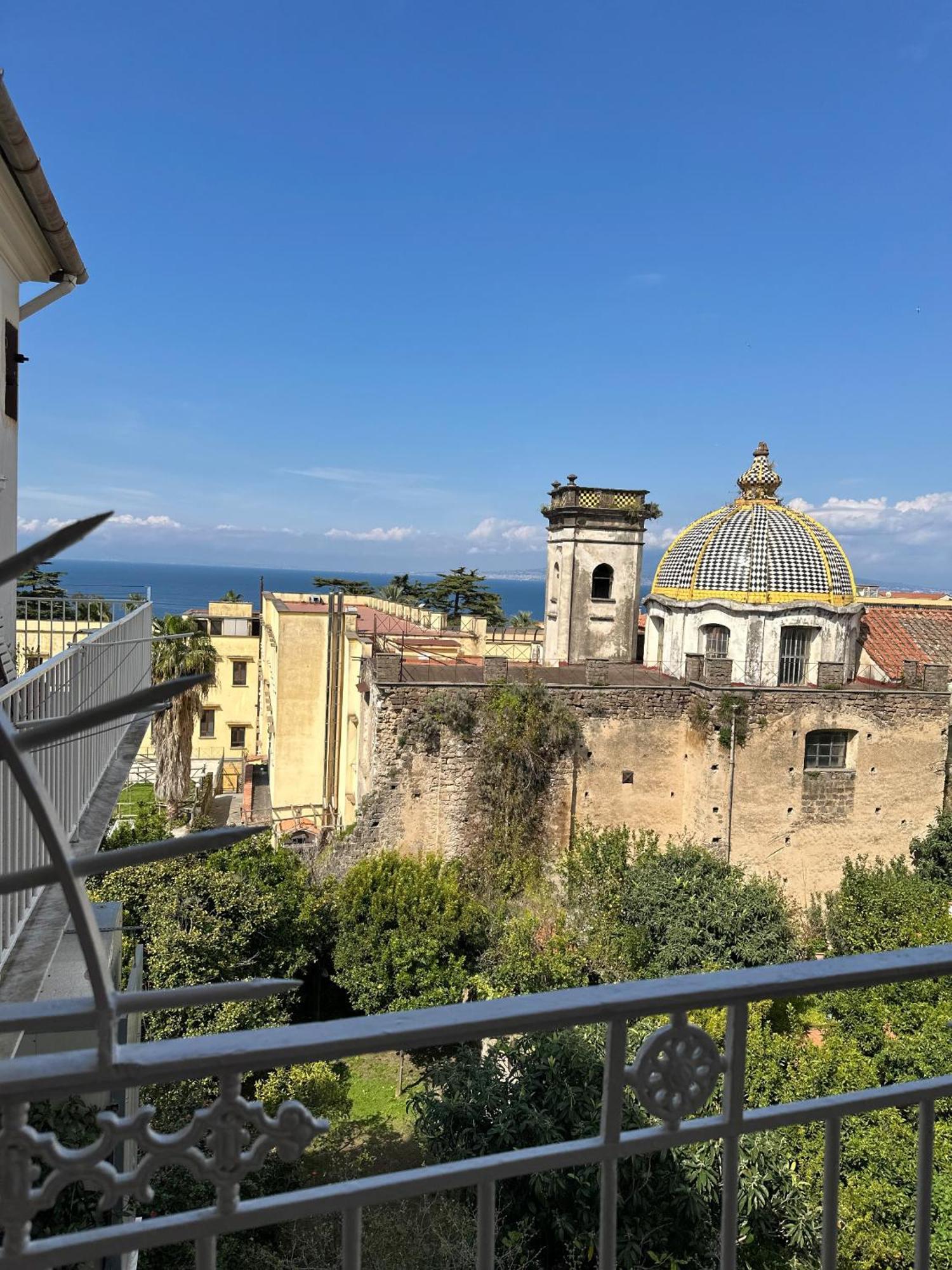 Bed and Breakfast La Viuzza à Sorrente Extérieur photo